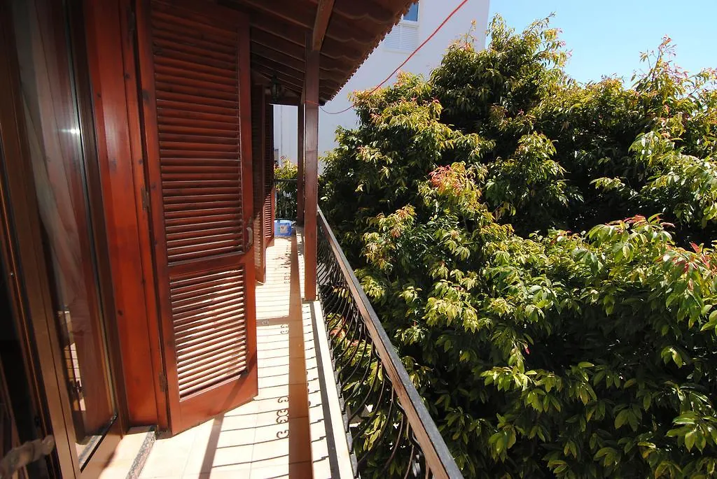 La C Mer Larnaca Apartment