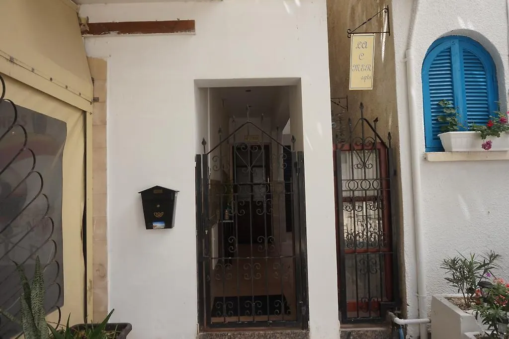 Apartment La C Mer Larnaca